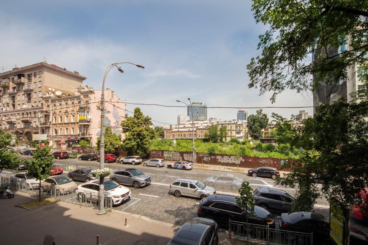 Design Apartments Ploshcha Ukrainskykh Heroiv Area Kiev Exterior foto